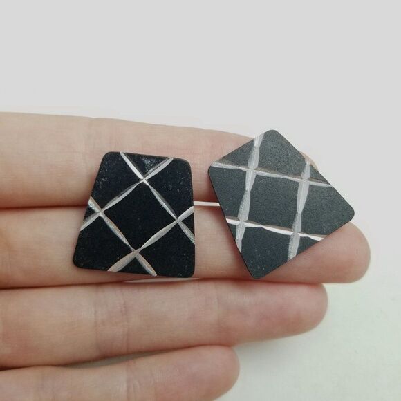 Vintage Black and Silver Tone Stud Earrings, Retro 80s 90s Style Grid Design - Picture 2 of 6